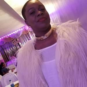 Meet your Posher, Edith